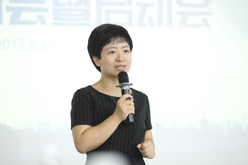 宜信财富私募股权投资母基金管理合伙人廖俊霞致辞.jpg
